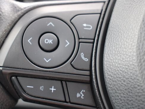 Certified 2022 Toyota RAV4 XLE image 24