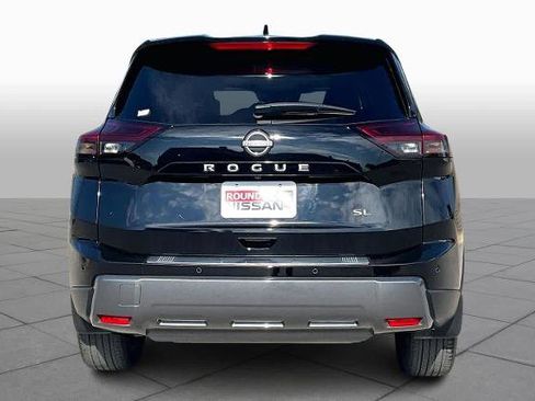 Certified 2024 Nissan Rogue SL w/ SL Premium Package image 5