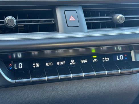 New 2026 Lexus UX 300h FWD image 24