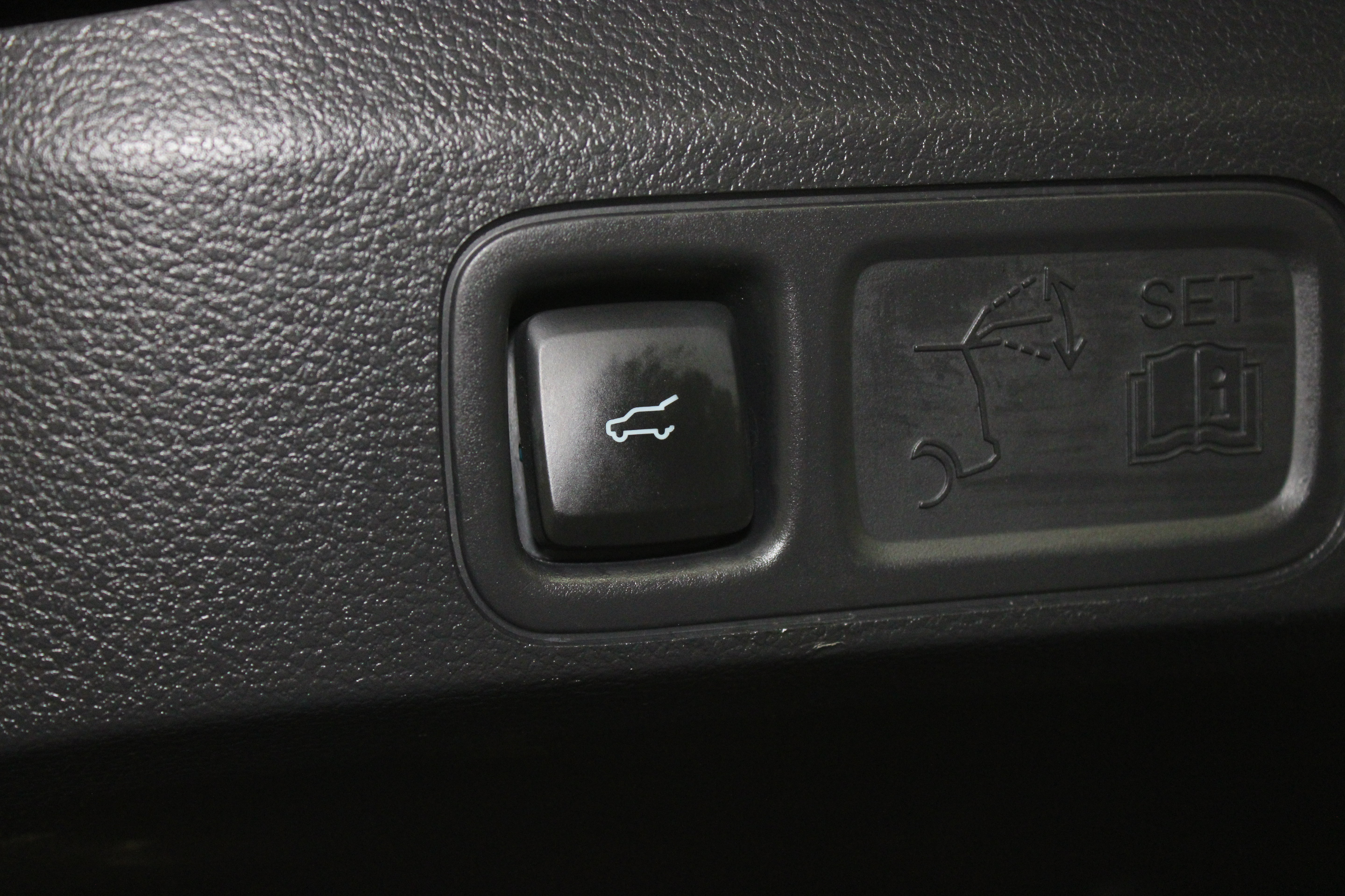 Used 2024 Ford Expedition Limited AWD/4WD image 15