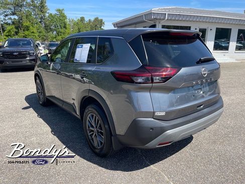 Used 2023 Nissan Rogue S FWD image 12