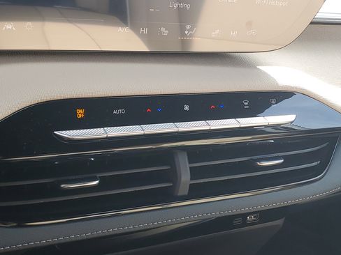 New 2026 Buick Enclave Preferred w/ LPO, Floor Liner Package image 20