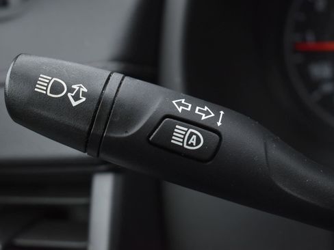 Used 2022 GMC Terrain SLE w/ Driver Convenience Package image 23