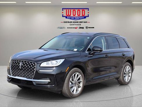 Used 2025 Lincoln Corsair Grand Touring w/ Equipment Group 301A AWD/4WD image 8