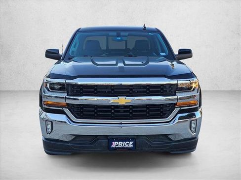 Used 2018 Chevrolet Silverado 1500 LT w/ Texas Edition image 2