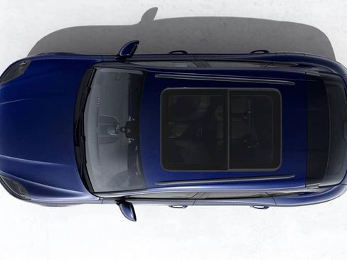 Certified 2026 Porsche Macan AWD/4WD image 8