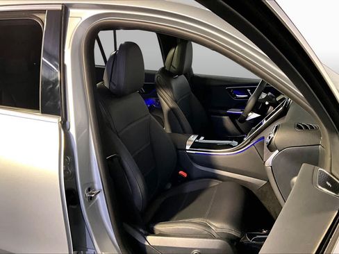 Certified 2026 Mercedes-Benz GLC 300 4MATIC image 8