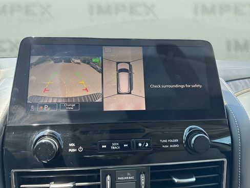 Used 2024 Nissan Armada Platinum w/ Captain's Chairs Package image 23