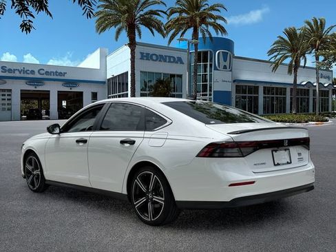 Used 2024 Honda Accord Sport image 6