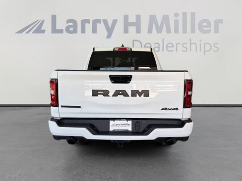 New 2026 RAM 1500 Big Horn AWD/4WD image 4