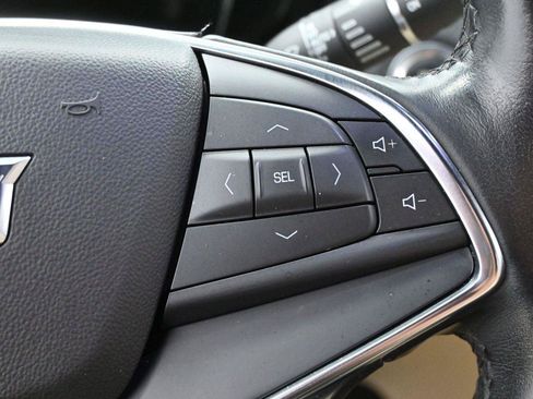 Used 2019 Cadillac XT5 Luxury FWD image 22