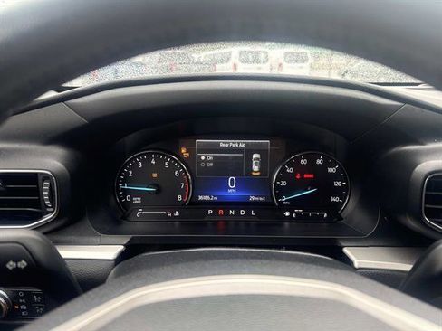 Certified 2022 Ford Explorer XLT w/ Equipment Group 202A image 32