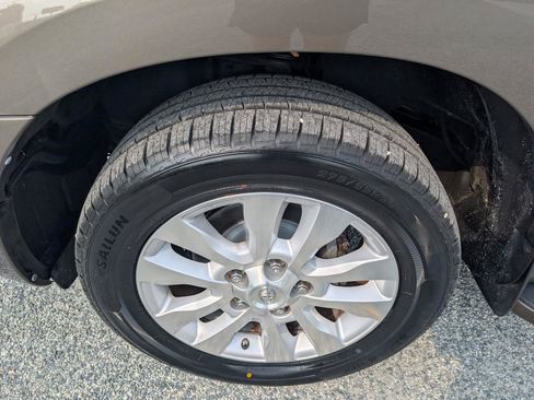 Used 2014 Toyota Sequoia Platinum AWD/4WD image 12