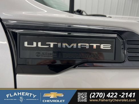 Used 2024 GMC Sierra 3500 Denali Ultimate image 18