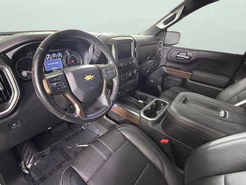 Used 2020 Chevrolet Silverado 1500 High Country w/ Z71 Off-Road Package AWD/4WD image 18