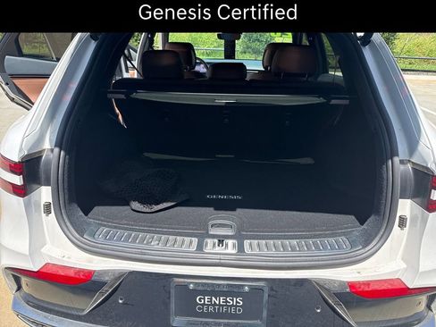 Certified 2026 Genesis GV70 2.5T Advanced AWD/4WD image 23