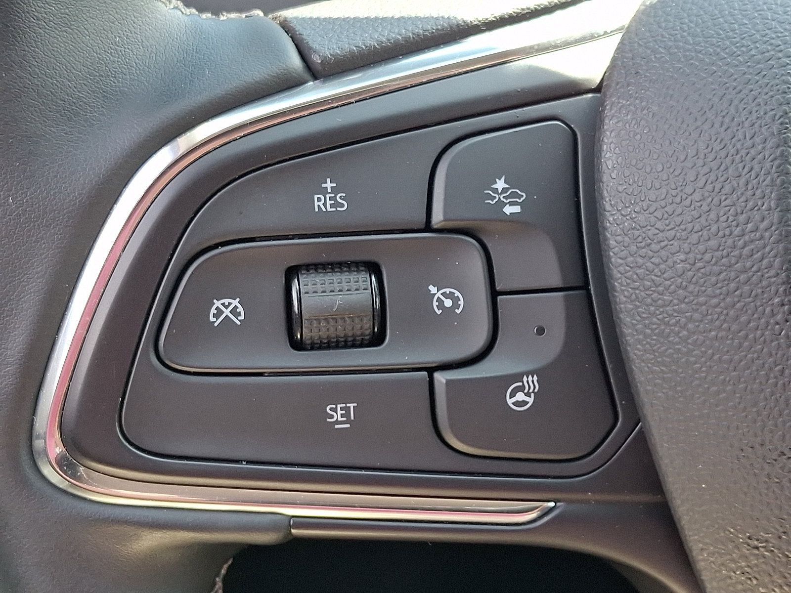 Used 2024 Buick Encore GX Preferred w/ Comfort Package FWD image 21