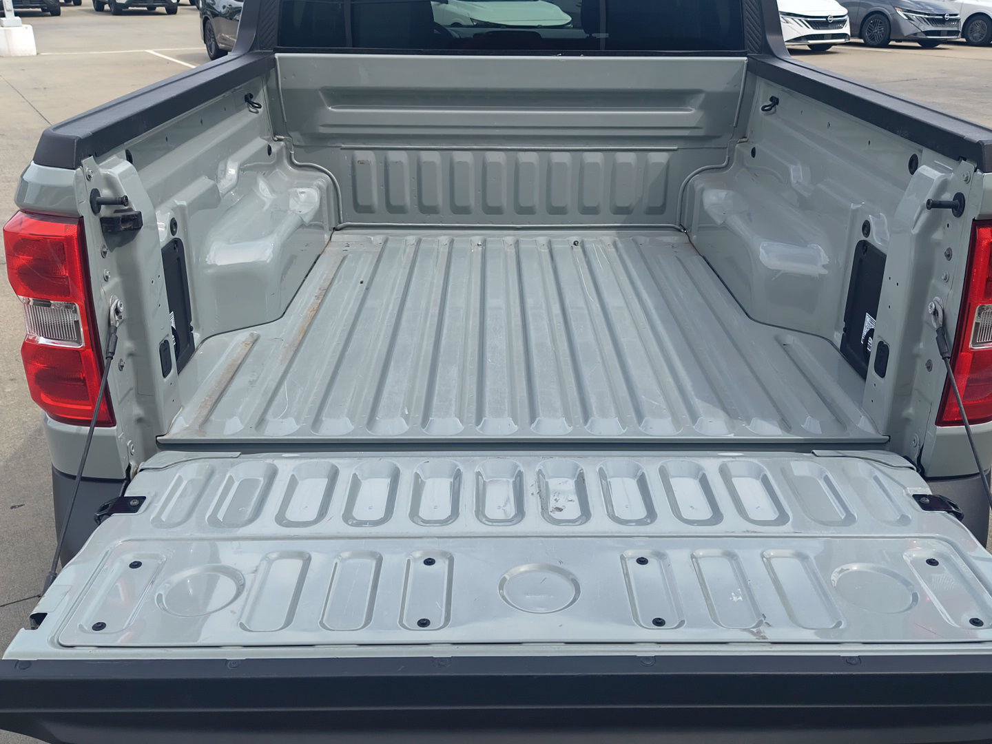 Used 2024 Ford Maverick XL FWD image 35