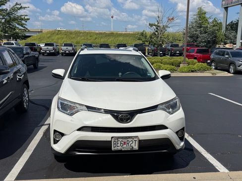 Used 2017 Toyota RAV4 XLE w/ Plus Special Value Package AWD/4WD image 3