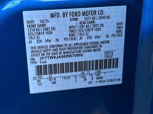 New 2025 Ford Maverick XLT w/ XLT Luxury Package image 28