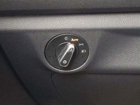 Certified 2021 Volkswagen Jetta GLI Autobahn image 30