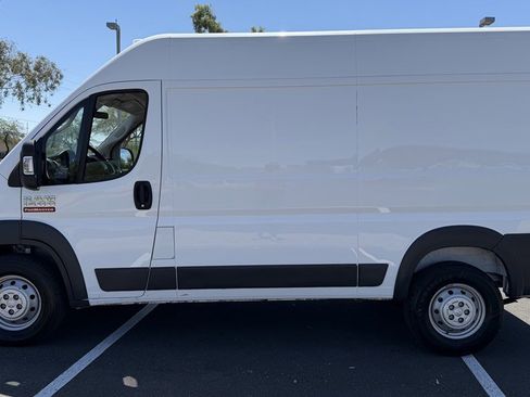 Used 2018 RAM ProMaster 1500 image 2