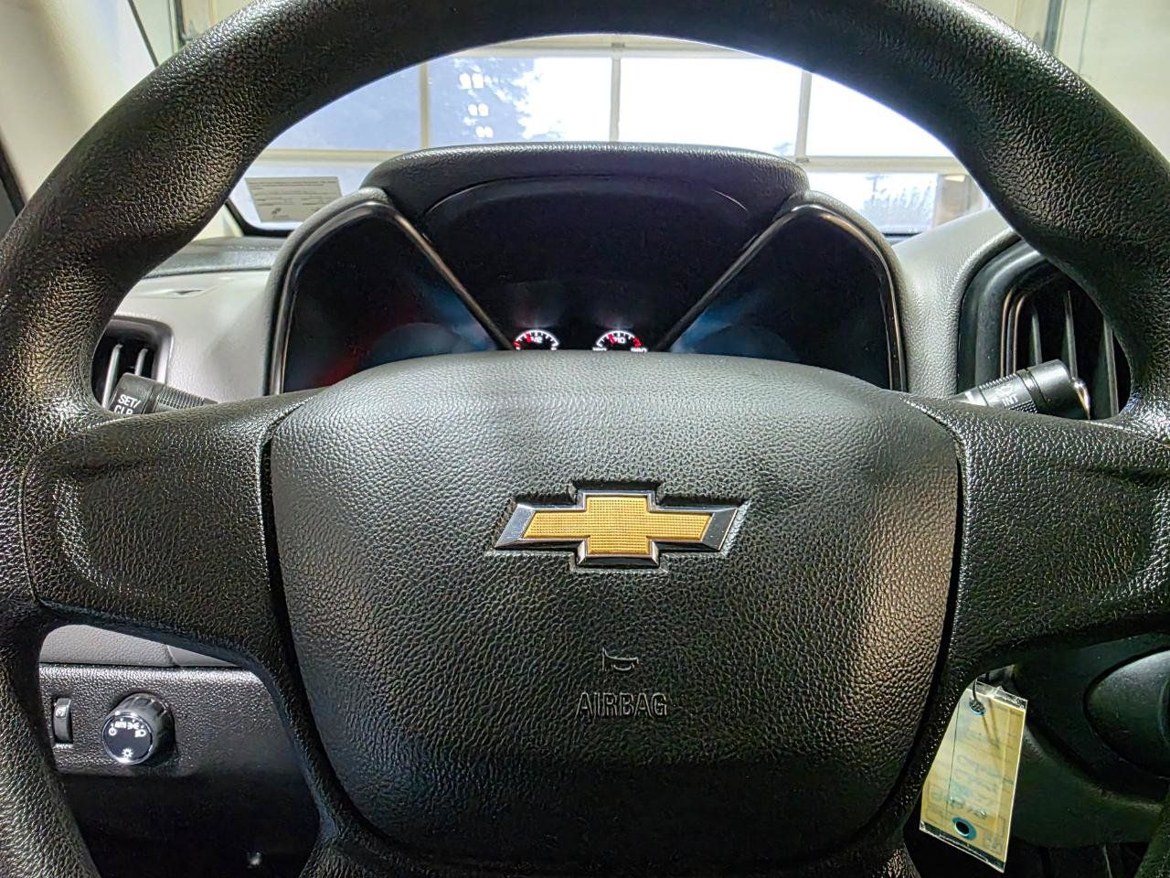 Used 2021 Chevrolet Colorado W/T RWD image 15