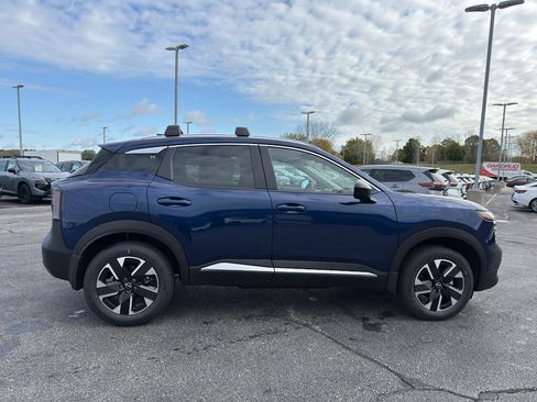 New 2026 Nissan Kicks SV w/ Cold Weather Package image 4