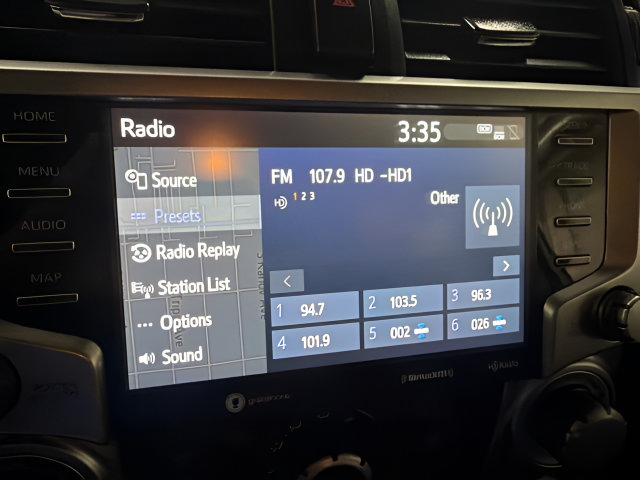 Used 2022 Toyota 4Runner SR5 AWD/4WD image 20