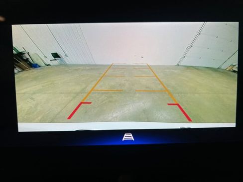 Certified 2025 Chevrolet Trax RS w/ Driver Confidence Package image 24