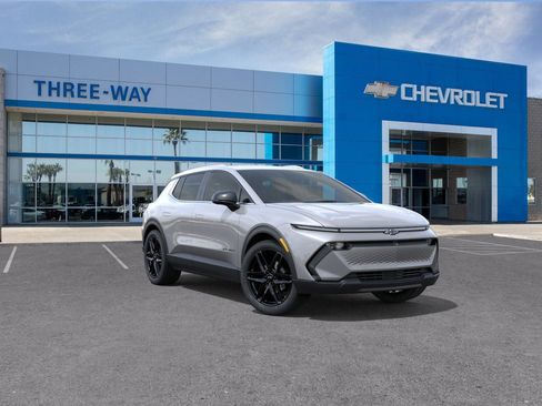 New 2026 Chevrolet Equinox EV LT w/ LPO, Blackout Package FWD image 20