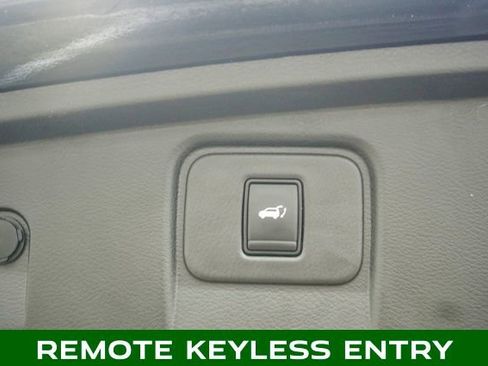 Used 2023 Nissan Murano Platinum image 7