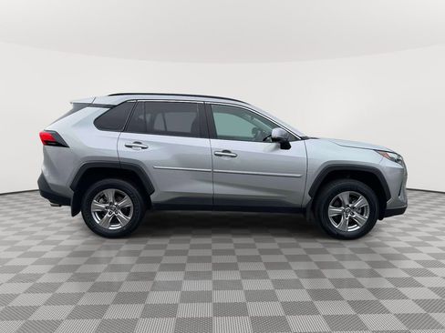 Used 2025 Toyota RAV4 XLE AWD/4WD image 8