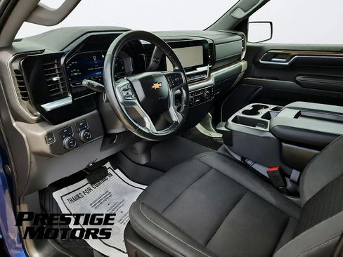 Used 2023 Chevrolet Silverado 1500 LT AWD/4WD image 24