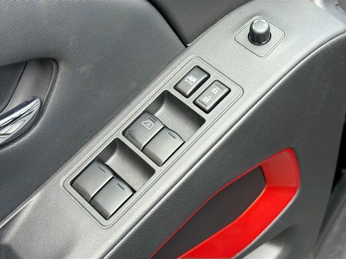 Used 2023 Nissan Frontier Pro-X w/ Technology Package image 18