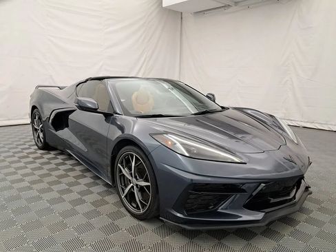 Used 2020 Chevrolet Corvette Stingray Preferred Cpe w/ 2LT Preferred Equipment Group RWD image 2