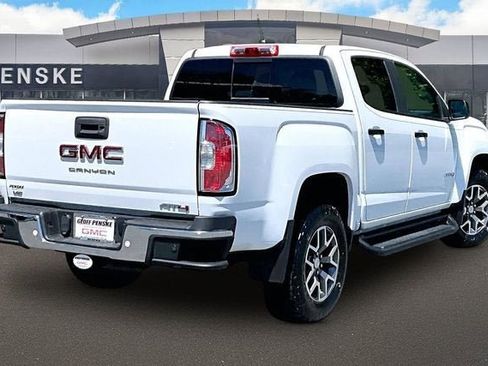 Used 2022 GMC Canyon AT4 w/ Driver Alert Package AWD/4WD image 2