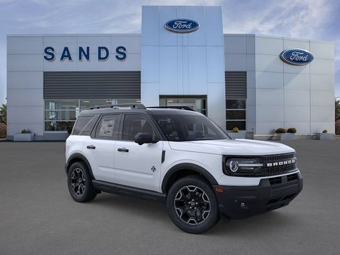 New 2026 Ford Bronco Sport Outer Banks w/ Outer Banks Tech Package+ AWD/4WD image 7
