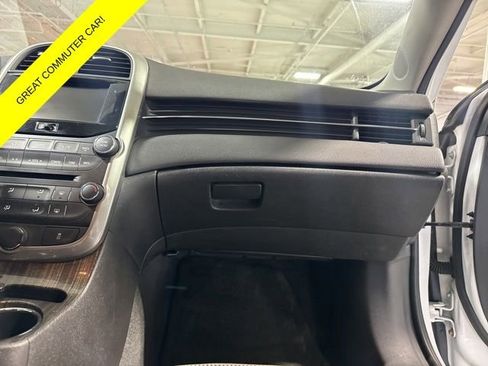 Used 2016 Chevrolet Malibu Limited LT FWD image 41