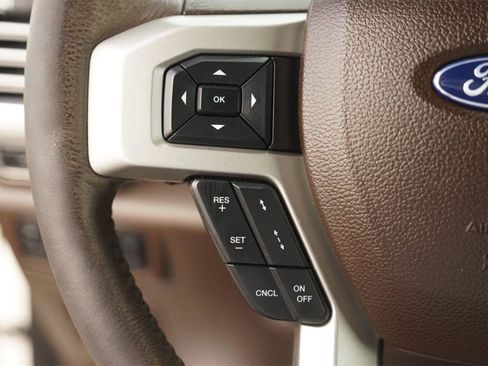Used 2018 Ford F150 King Ranch w/ Equipment Group 601A Luxury AWD/4WD image 23
