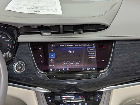 Certified 2024 Cadillac XT6 Premium Luxury w/ Technology Package AWD/4WD image 19