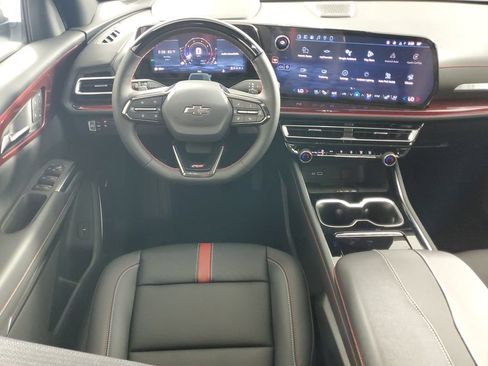 New 2026 Chevrolet Traverse RS w/ LPO, Floor Liner Package FWD image 17