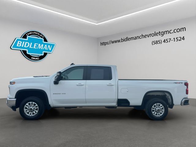 Used 2024 Chevrolet Silverado 2500 LT AWD/4WD image 4
