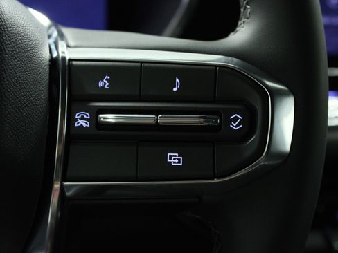 New 2026 GMC Canyon Elevation w/ LPO, Black Badging Package AWD/4WD image 21