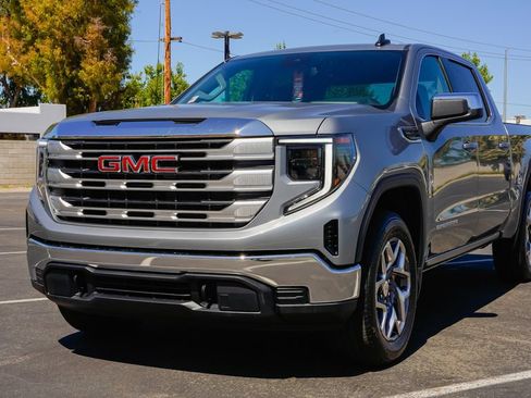New 2026 GMC Sierra 1500 SLE AWD/4WD image 2