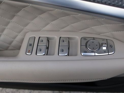 Used 2023 Genesis G70 3.3T w/ Sport Prestige Package image 42