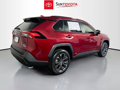 Used 2023 Toyota RAV4 XLE Premium AWD/4WD image 4
