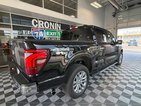 Used 2025 Ford F150 Lariat w/ Equipment Group 502A High AWD/4WD image 6