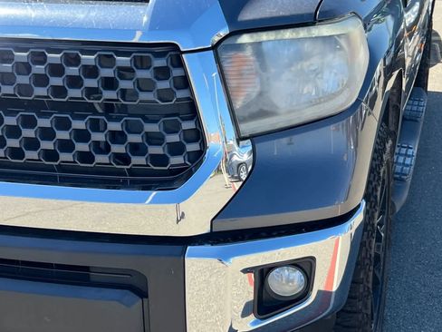 Used 2020 Toyota Tundra SR5 w/ SR5 Upgrade Package image 11