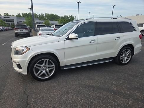 Used 2016 Mercedes-Benz GL 550 4MATIC image 6